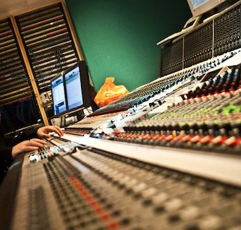 Professional Mastering Engineer